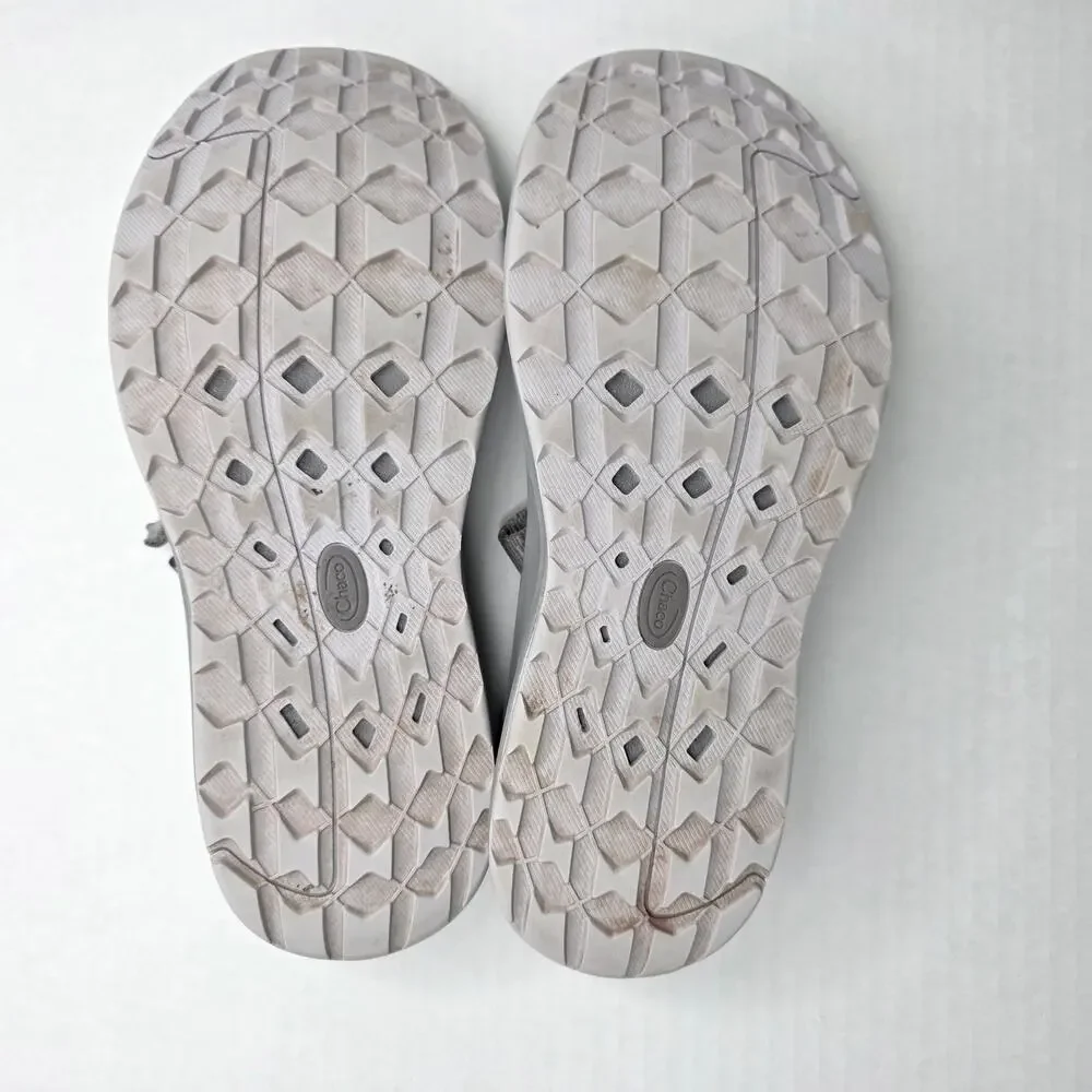 Chaco Odyssey Men 9 Gray Closed Toe Mesh Water Shoe Hiking Sandal Gorpcore Sport